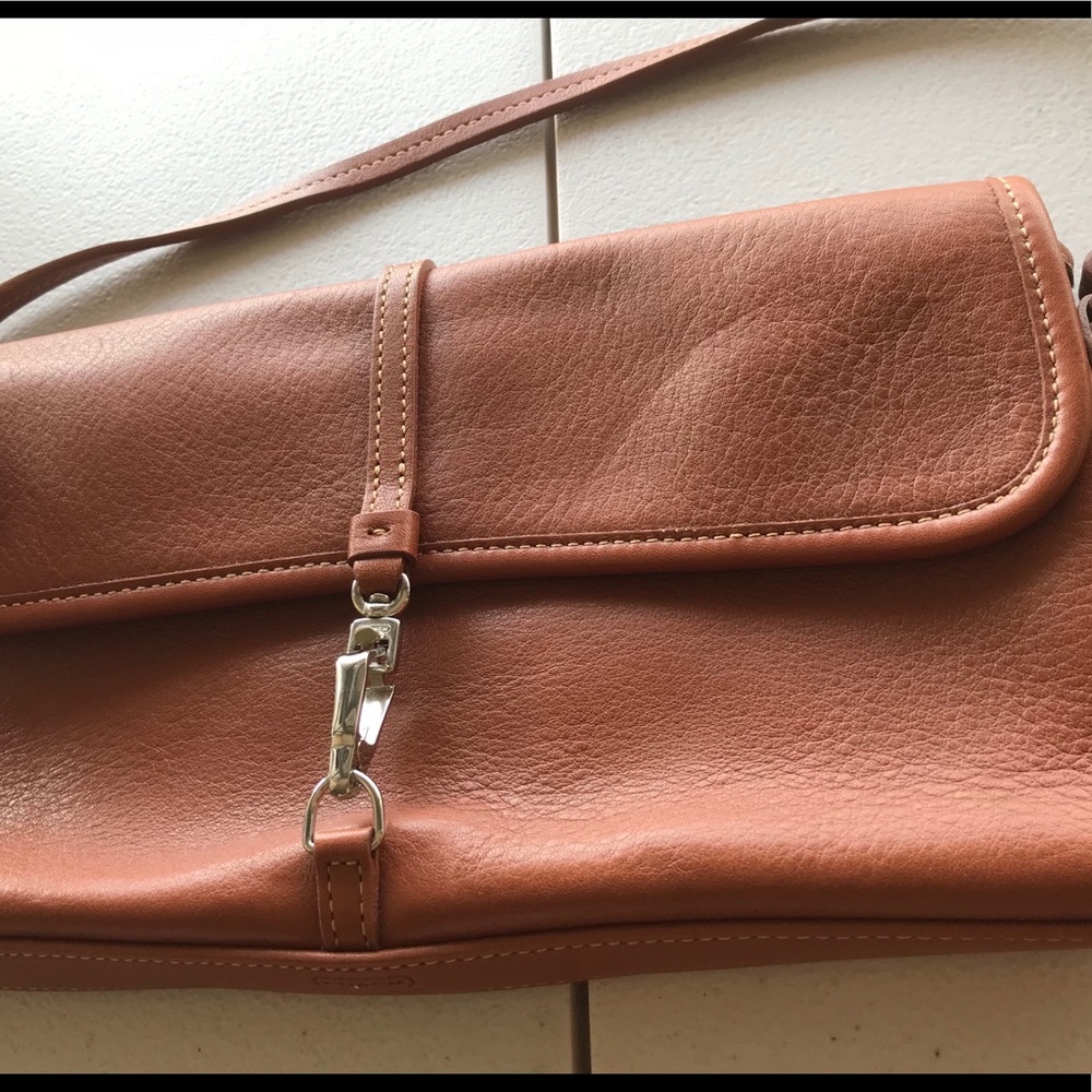 Coach leather thin shoulder handle bag